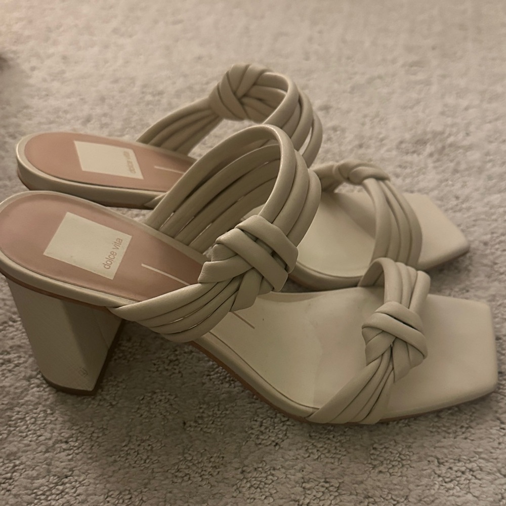 Dolce Vita Women's Cream Heels